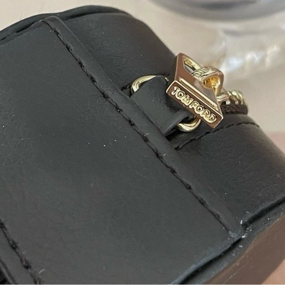 Brand New Tom  Ford Zip Around Black Crossbody Mini Bag Novelty GWP - Picture 9 of 16